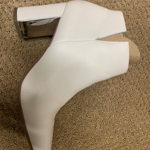 Franco Sarto Ivory Leather Booties - Picture 6 of 7